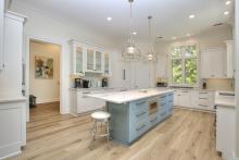 Kitchen with 2 Ovens & Center Island